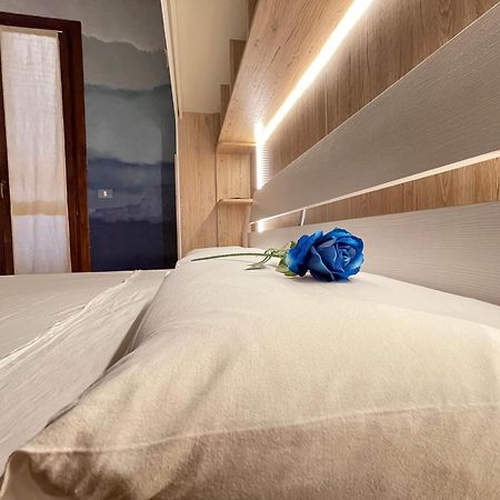 Vistamare Suite San Cataldo  Kültér fotó